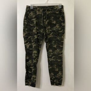 Almost Famous Camo  Cargo jogger Pants four pockets pull on.XL